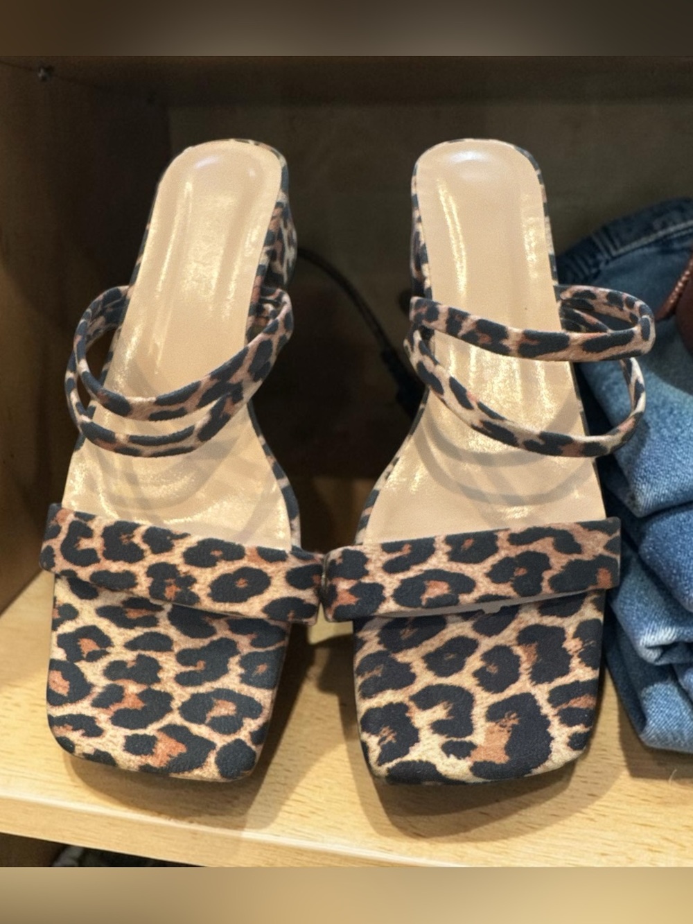 Leopard Print Strappy Women's Sandals - Tan/Black
